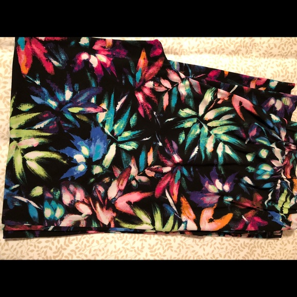 Fun dressy women’s pants Rafaela - Picture 5 of 8